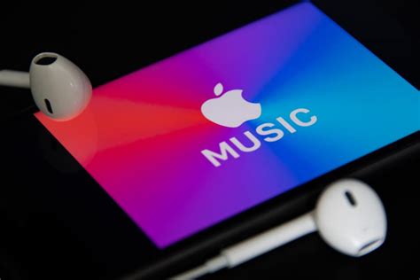 Why Does Apple Music Keep Opening? An Examination of Its Popularity and User Experience